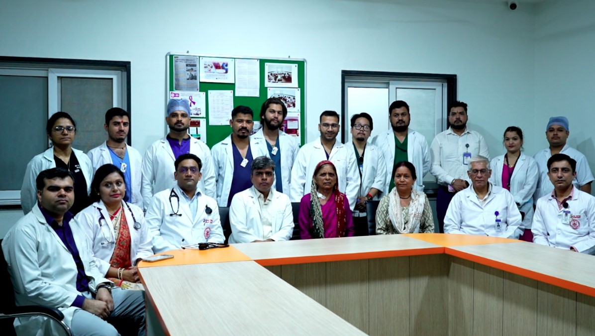 श्री महंत इन्दिरेश अस्पताल के काॅर्डियोलाॅजी टीम की बड़ी उपलब्धि